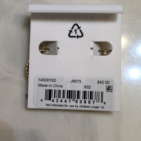 Lauren Ralph Lauren Gold Tone Chain Link Hoop Earrings Purple Crystal Charm NWT - Picture 12 of 12